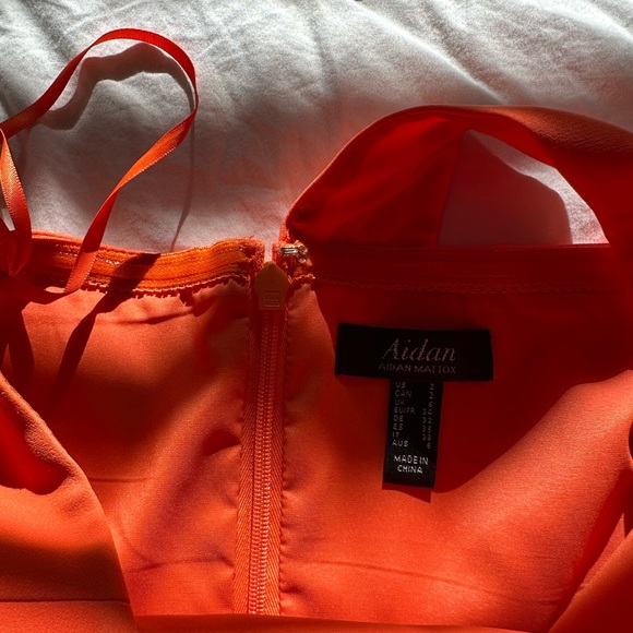 Asymmetrical cutout column gown size S (size 2) - Picture 3 of 6